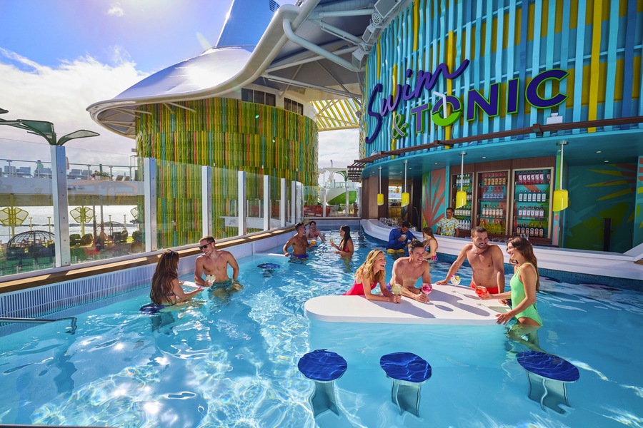 RCI Icon of the Seas Swim Tonic PROVIDED BY OPERATOR - R.Jordan.jpg.jpg